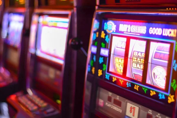 Phoenix Rises multiplier display during bonus round